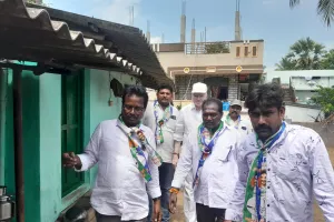 కాజులూరులో ఎంపీ బోస్‌ ఇంటింటా ప్రచారం