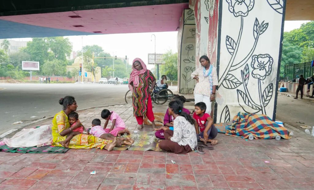 ఢిల్లీలో నిరాశ్రయ జీవితం గుండెల్ని కదిలించే కథ