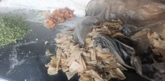 జియాగూడలో అక్రమ సమోసా తయారీ కేంద్రంపై దాడి