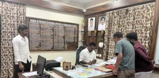 పెద్దాపురం, తుని మున్సిపాలిటీల ప్రత్యేక అధికారిగా శ్రీధర్