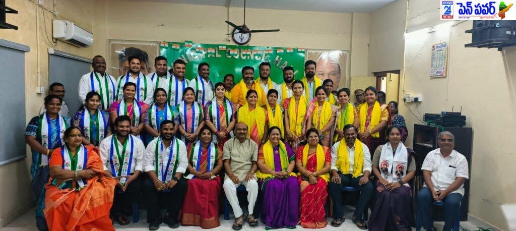 నర్సీపట్నం అభివృద్దికి అందరం కలిసి పనిచేద్దాం