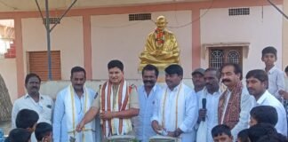 మంచి-చెడులను సమానంగా స్వీకరించాలి.. ఎస్సై సాంబ శివరావు