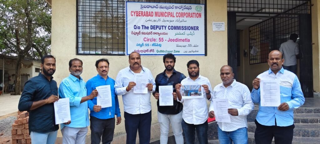 అనుమతుల్లేని అక్రమ షెడ్డులో.. మద్యం దుకాణం..!