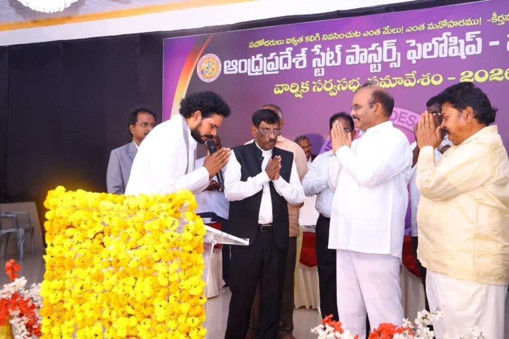 పాస్టర్లకు ఇంటిస్థలాల అంశంపై ప్రభుత్వంతో చర్చిస్తాను : ప్రత్తిపాటి