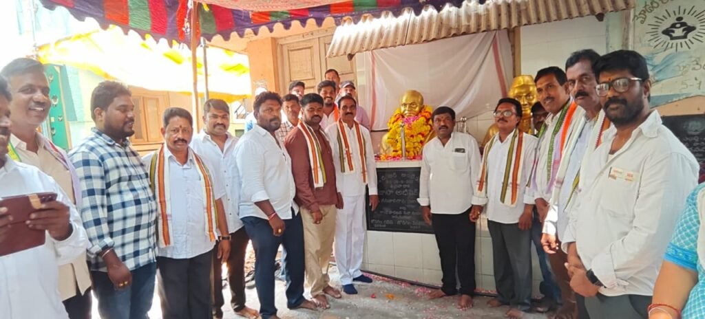 పార్టీలకు అతీతంగా అంబేద్కర్ జయంతి వేడుకలు