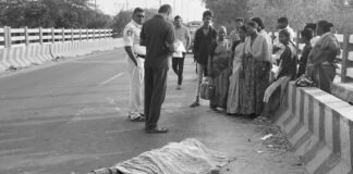 రోడ్డు ప్రమాదం ట్రాక్టర్ ఢీకొని వ్యక్తి మృతి