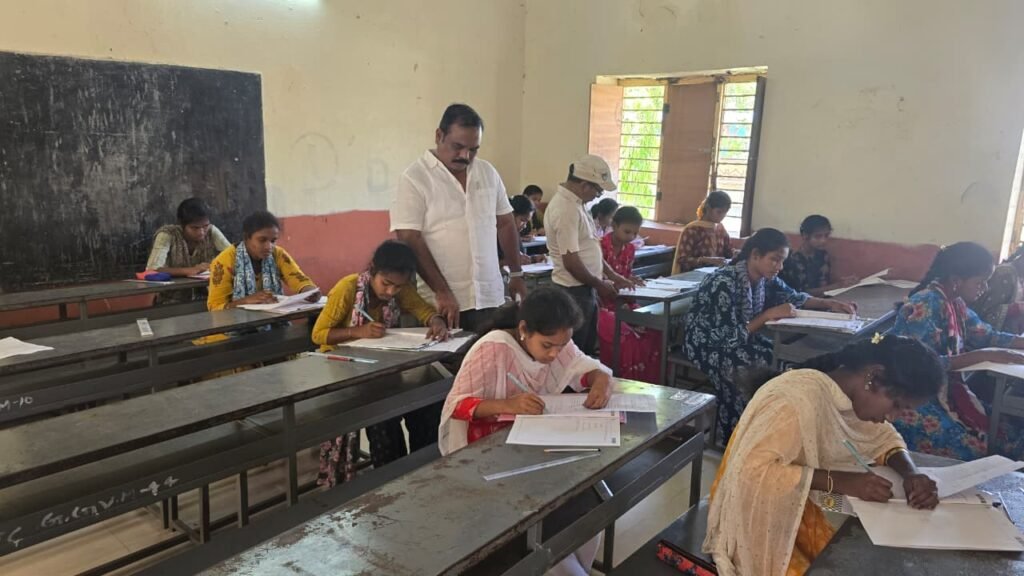 పదో తరగతి పరీక్షా కేంద్రాల తనిఖీ