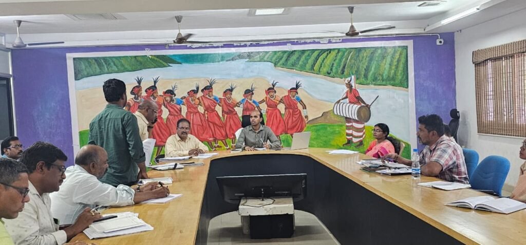 భూగర్భ జలాల పెంపుకు 100 రోజుల మహా ప్రణాళిక  నీటి భద్రతలో సాగునీటి సంఘాలే కీలకం: