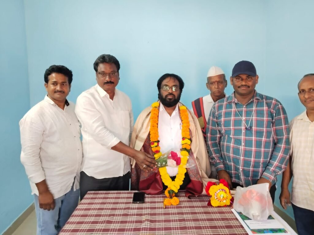 బంధనపూడి ప్రత్యేక అధికారిగా తహసీల్దార్ ఠాగూర్ బాధ్యతలు
