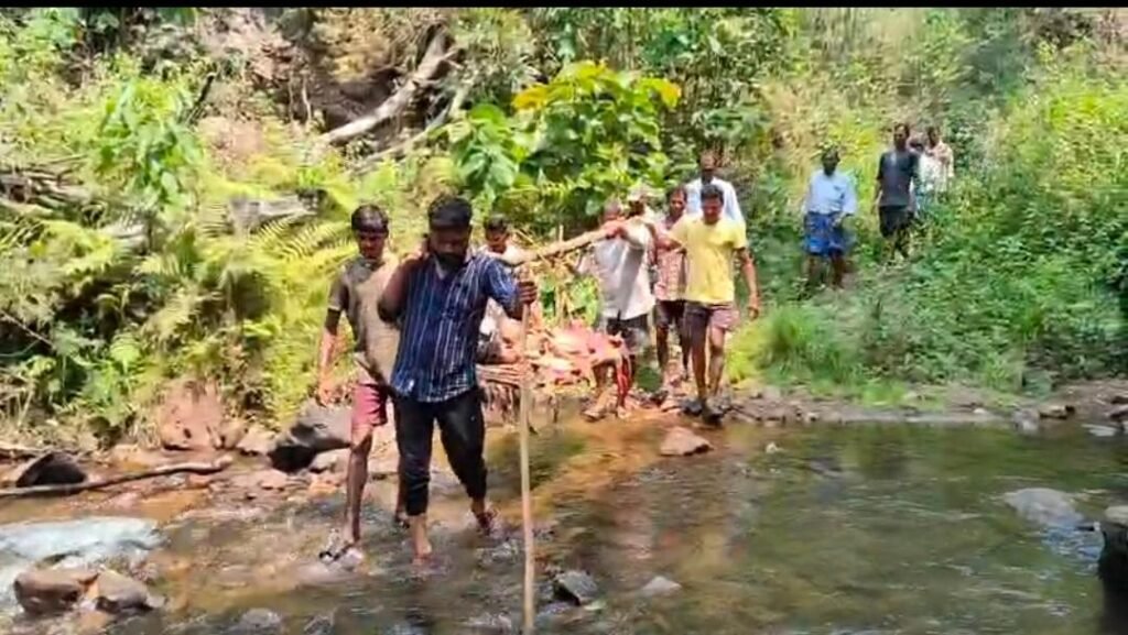 మానవత్వం చాటుకున్న 108 సిబ్బంది