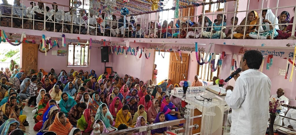 ఘనంగా ఈస్టర్ వేడుకలు…