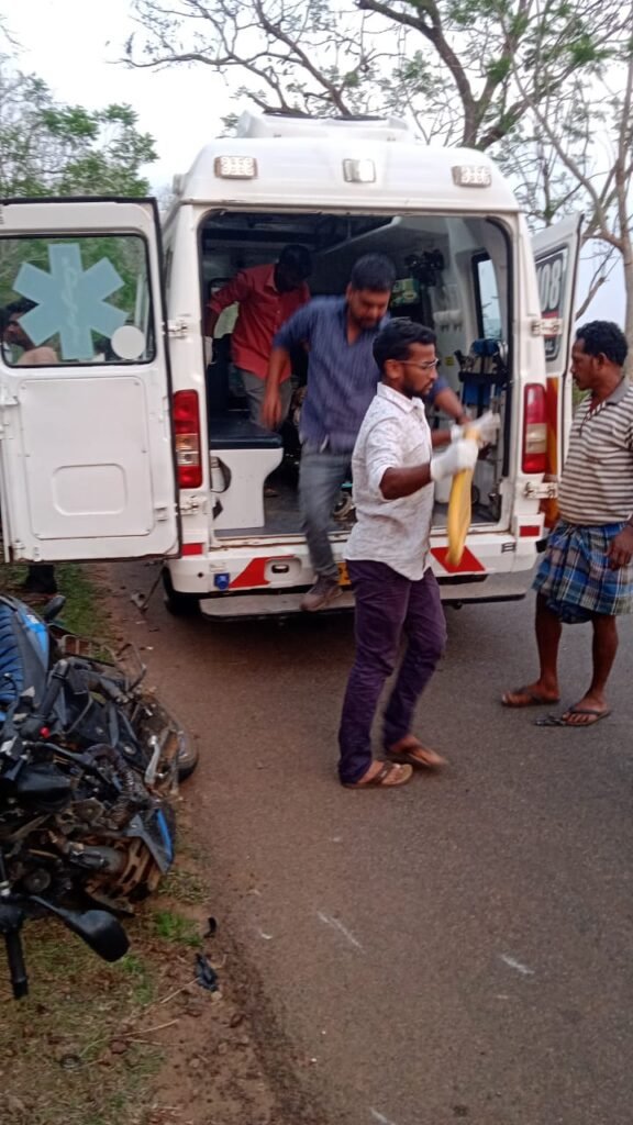 మానవత్వం చాటుకున్న వైకాపా నేత అంజి