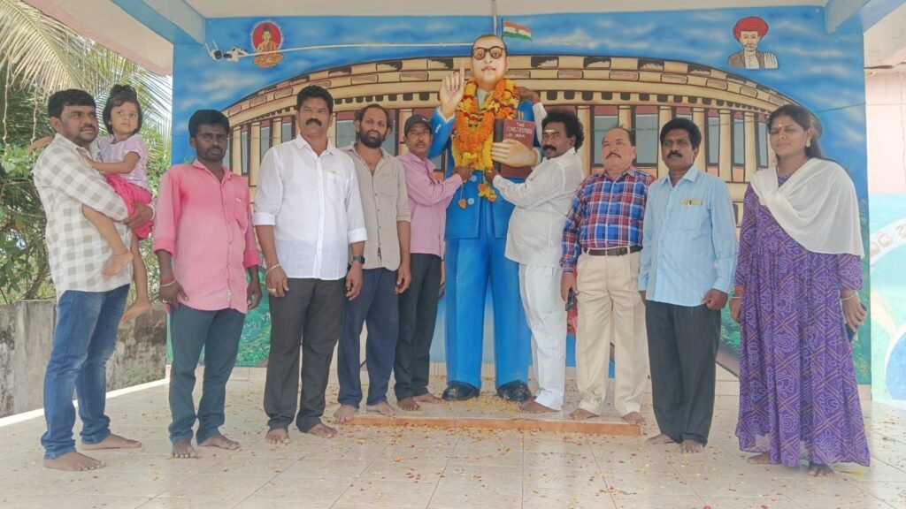 జర్నలిస్టుల ఆధ్వర్యంలో అంబేడ్కర్‌ జయంతి వేడుకలు