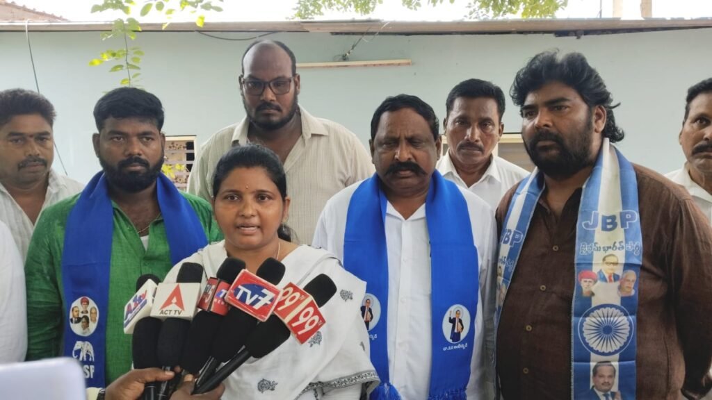 అన్యం శ్రీరాం పై వెంటనే కేసు నమోదు చేసి అరెస్ట్ చేయాలి