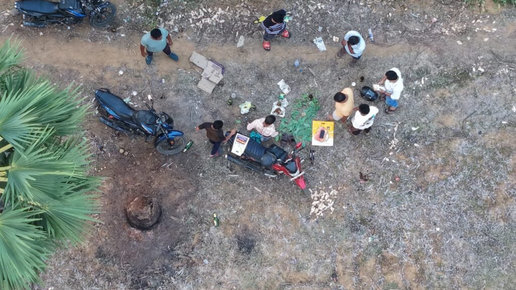 డ్రోన్ వినియోగంతో ఓపెన్ డ్రింకింగ్‌పై కేసులు నమోదు