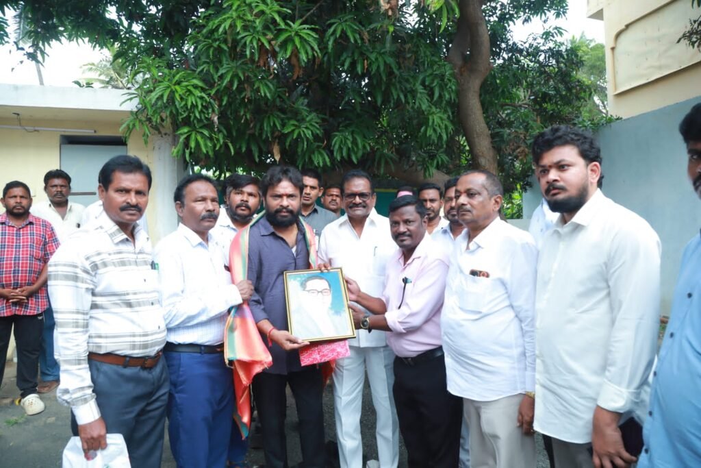 “అంబేద్కర్ అందరివాడు” మహాసభ గోడపత్రిక ఆవిష్కరణ