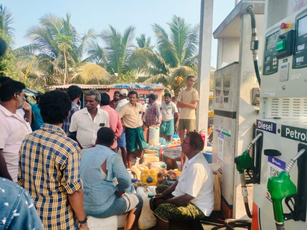 మండలంలో డీజిల్ కొరత కలకలం