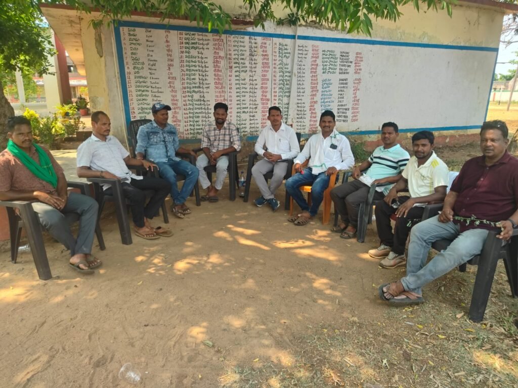 ఉద్యోగుల క్రికెట్ టోర్నమెంట్ ప్రారంభం