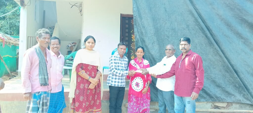 దొడ్డి కొండ గ్రామంలో ఎన్టీఆర్ భరోసా పింఛన్ పంపిణీ