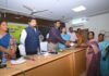 మహిళా సంఘాల డిజిటలైజేషన్కు 476 వివోఏలకు 5జీ ఫోన్లు