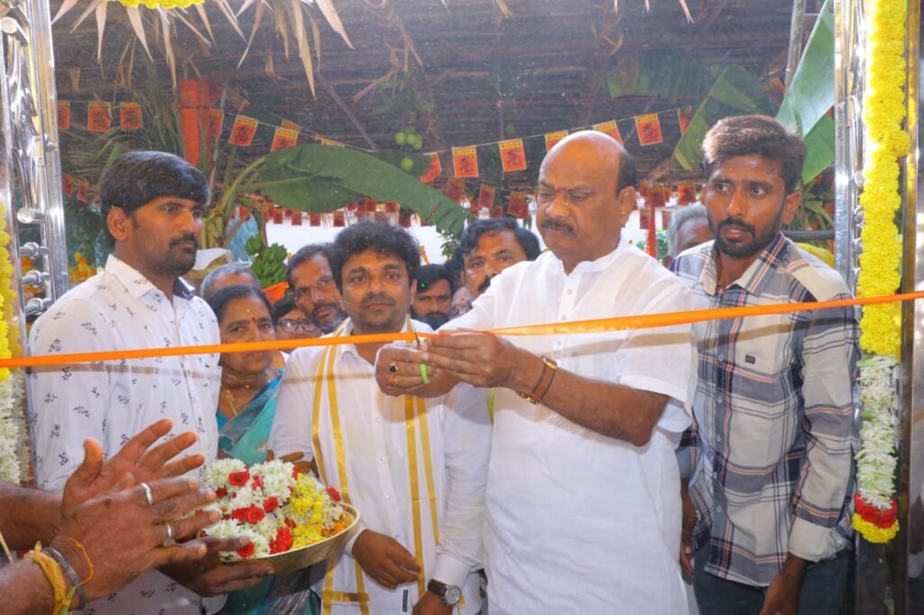 కొత్త మల్లంపేటలో సీతారాముల విగ్రహ ప్రతిష్టకు హాజరైన స్పీకర్