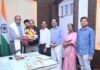 జిల్లా కలెక్టర్ హరేందిర ప్రసాద్ను కలిసిన ఐఎంఏ ప్రతినిధులు