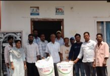 దామనపల్లిలో రైతులకు వేరుశనగ విత్తనాల పంపిణీ