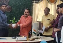 అసోసియేషన్ ఎన్నికలకు అనుమతి కోరిన రెవెన్యూ ఉద్యోగులు