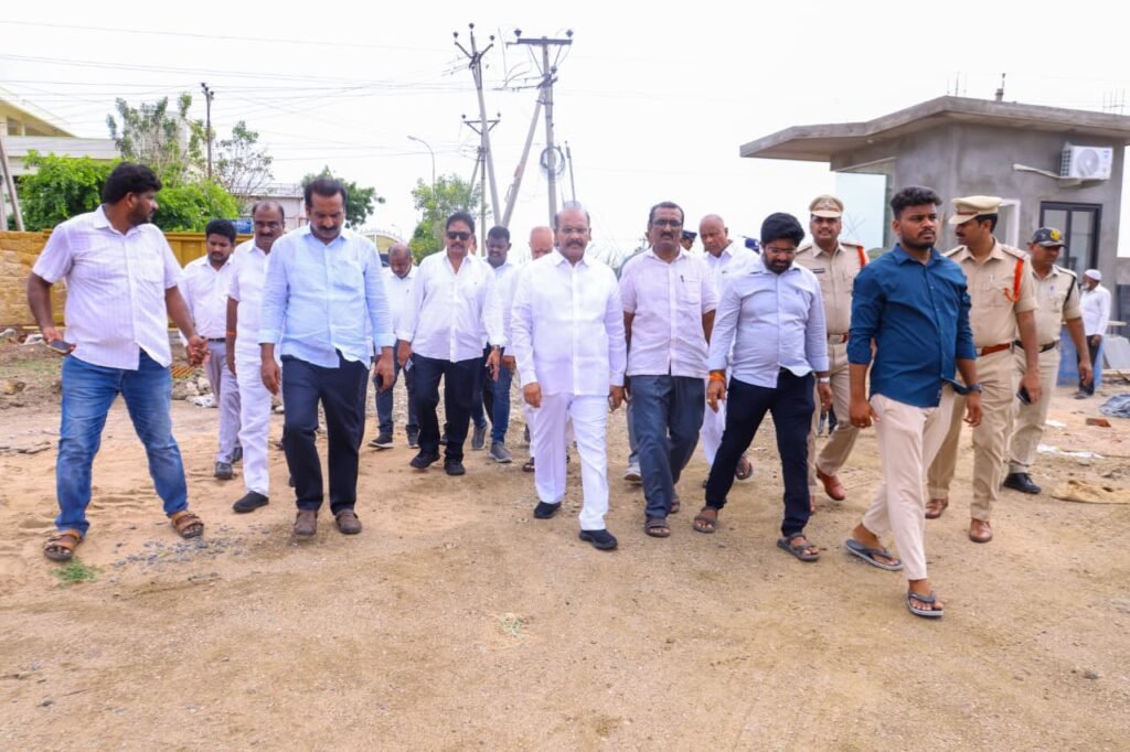 ముఖ్యమంత్రి పర్యటనను విజయవంతం చేసి తీరతాం : ప్రత్తిపాటి