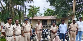 బైకు దొంగల ముఠా అరెస్ట్