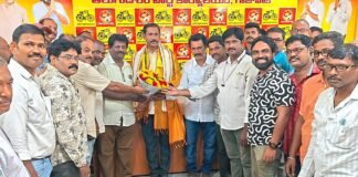 పాత పెన్షన్ కోసం విద్యుత్ ఉద్యోగుల పోరాటం ముమ్మరం