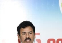 గల్లంతైన మత్స్యకారుల కోసం గాలింపు చర్యలు ముమ్మరం చేయాలి