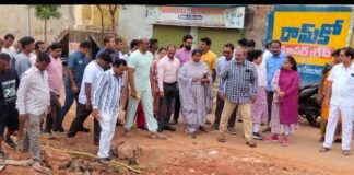 గిరిప్రదక్షిణ నాటికి రోడ్డు పనులు పూర్తి చేయాలి