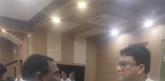 గొల్లపాలెం సీపీడబ్ల్యూఎస్ చెరువు వేలం హఠాత్తుగా నిలిపివేతపై పీజీఆర్ఎస్ లో ఫిర్యాదు