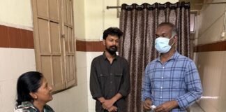 అనారోగ్యంతో చికిత్స పొందుతున్న అంగన్వాడీ టీచర్కు పరామర్శ