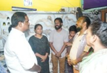 గంగవరం విషాదం: బాధిత కుటుంబాన్ని పరామర్శించిన ఎమ్మెల్యే వంశీకృష్ణ శ్రీనివాస్