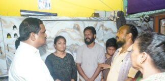 గంగవరం విషాదం: బాధిత కుటుంబాన్ని పరామర్శించిన ఎమ్మెల్యే వంశీకృష్ణ శ్రీనివాస్