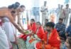 రిషికొండ శ్రీవేంకటేశ్వర స్వామిని దర్శించుకున్న హోంమంత్రి అనిత భక్తులతో ఆప్యాయంగా మాట్లాడి దర్శన ఏర్పాట్లపై ఆరా