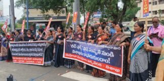 బీచ్ షాక్స్ జీవో 362ను రద్దు చేయాలి బీచ్ షాక్స్ వ్యతిరేక పోరాట కమిటీ ఆధ్వర్యంలో మానవహారం, ర్యాలీ