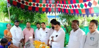 బాధిత కుటుంబ సభ్యులకు పరామర్శ