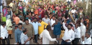 రాంపురంలో వైభవంగా ముత్యాలమ్మ బోనాలు