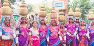 భక్తి శ్రద్ధలతో తీజ్ వేడుకలు