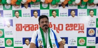 అచ్చెన్నాయుడు బేషరతుగా క్షమాపణ చెప్పాలి: ఆల్ఫా కృష్ణ