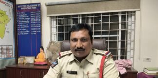 జూద స్థావరంపై నర్సీపట్నం పోలీసుల మెరుపు దాడి