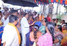 వర్షాన్ని సైతం లెక్కచేయకుండా అభివృద్ధి పనులపై ఎమ్మెల్యే కొండయ్య దృష్టి