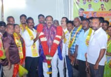 టీడీపీలో చేరిన 50 కుటుంబాలు
