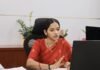 భారీ వర్షాలు.. రేపు పాఠశాలలకు సెలవు