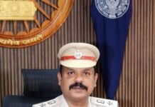 విదేశీయుల బస వివరాలు నమోదు చేయాలి