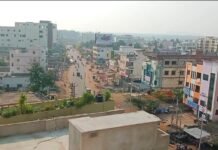 బలమైన అభ్యర్థుల కోసం ప్రధాన పార్టీల కసరత్తు
