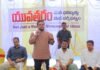 యువత గల్లీ గొడవలు వదిలి రాజకీయాల్లోకి రావాలి